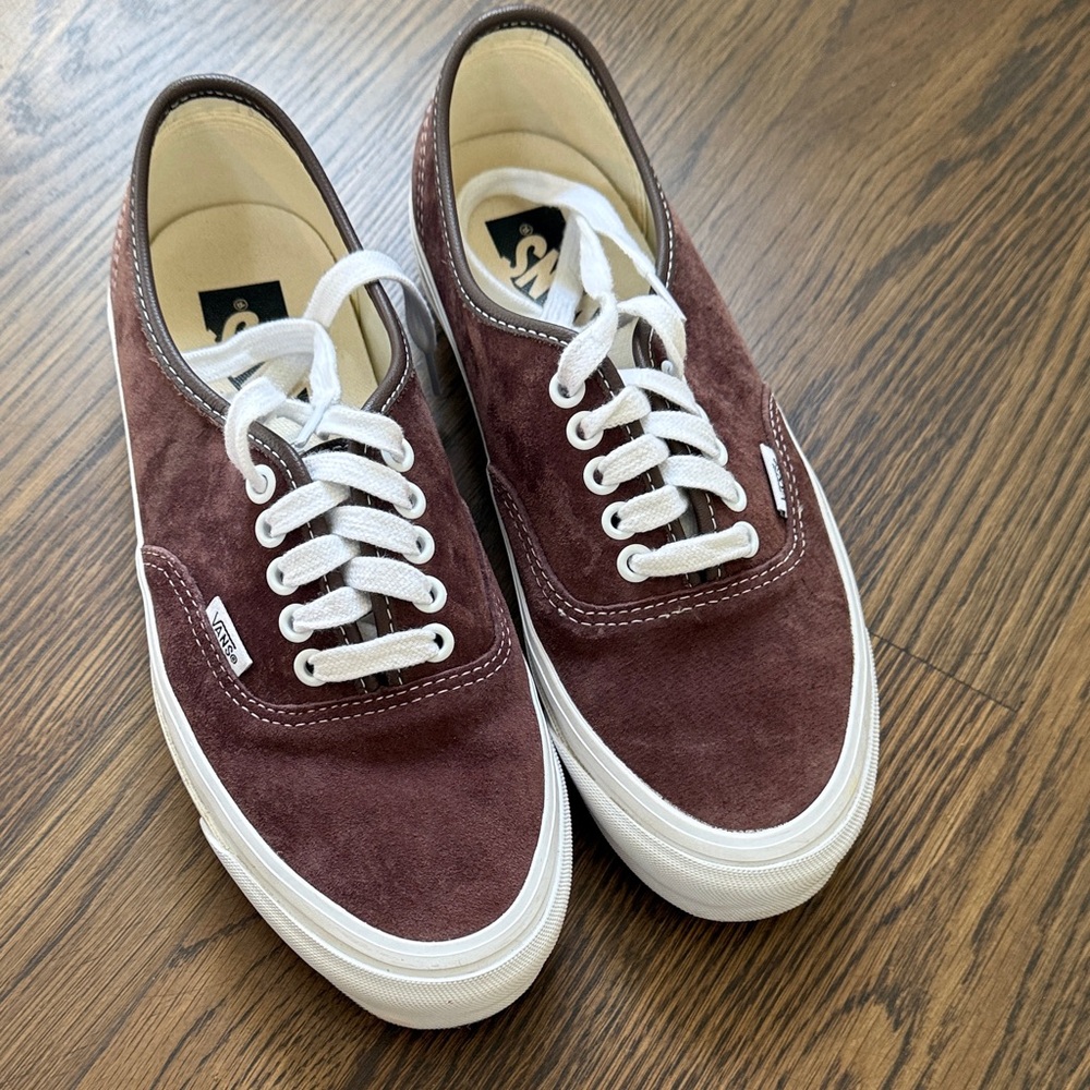 Brown suede Vans sz 9